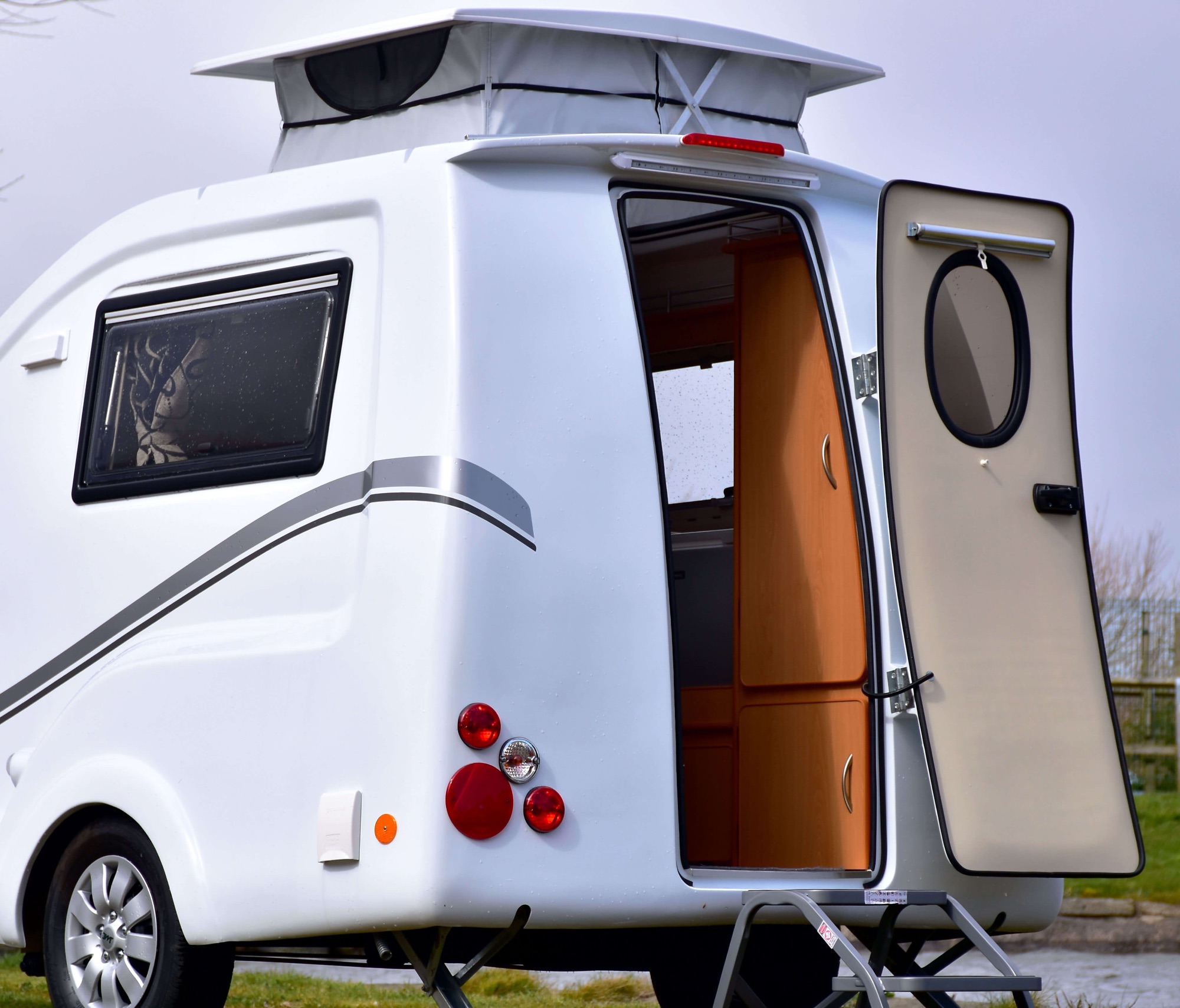 sydney caravan repairs