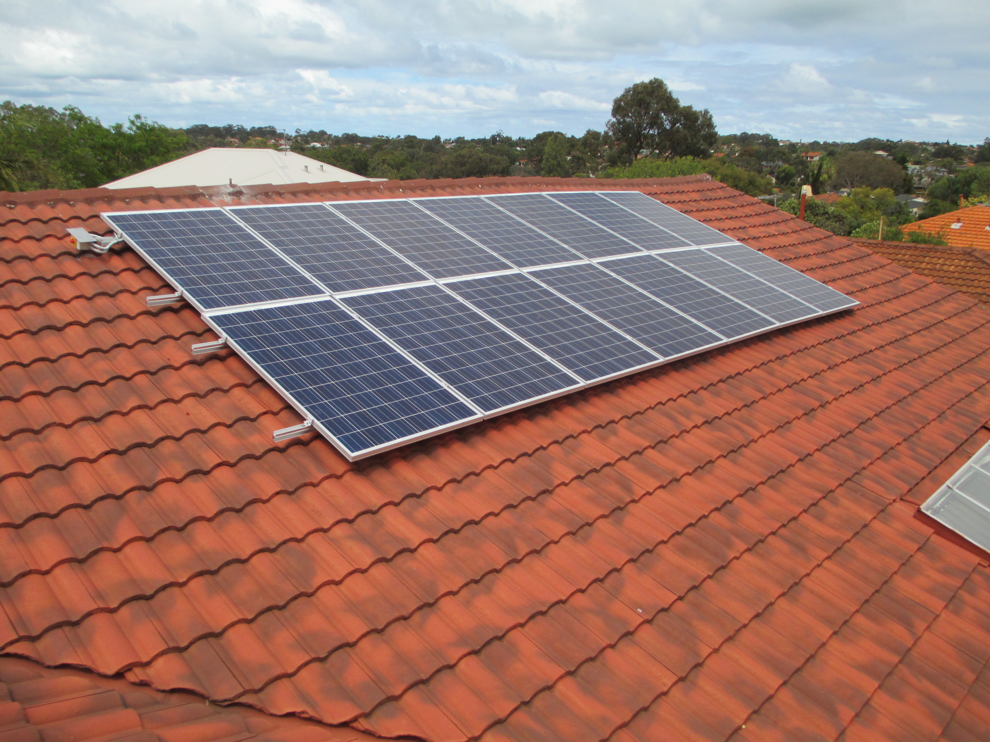 What To Look For When Hiring Solar Installers