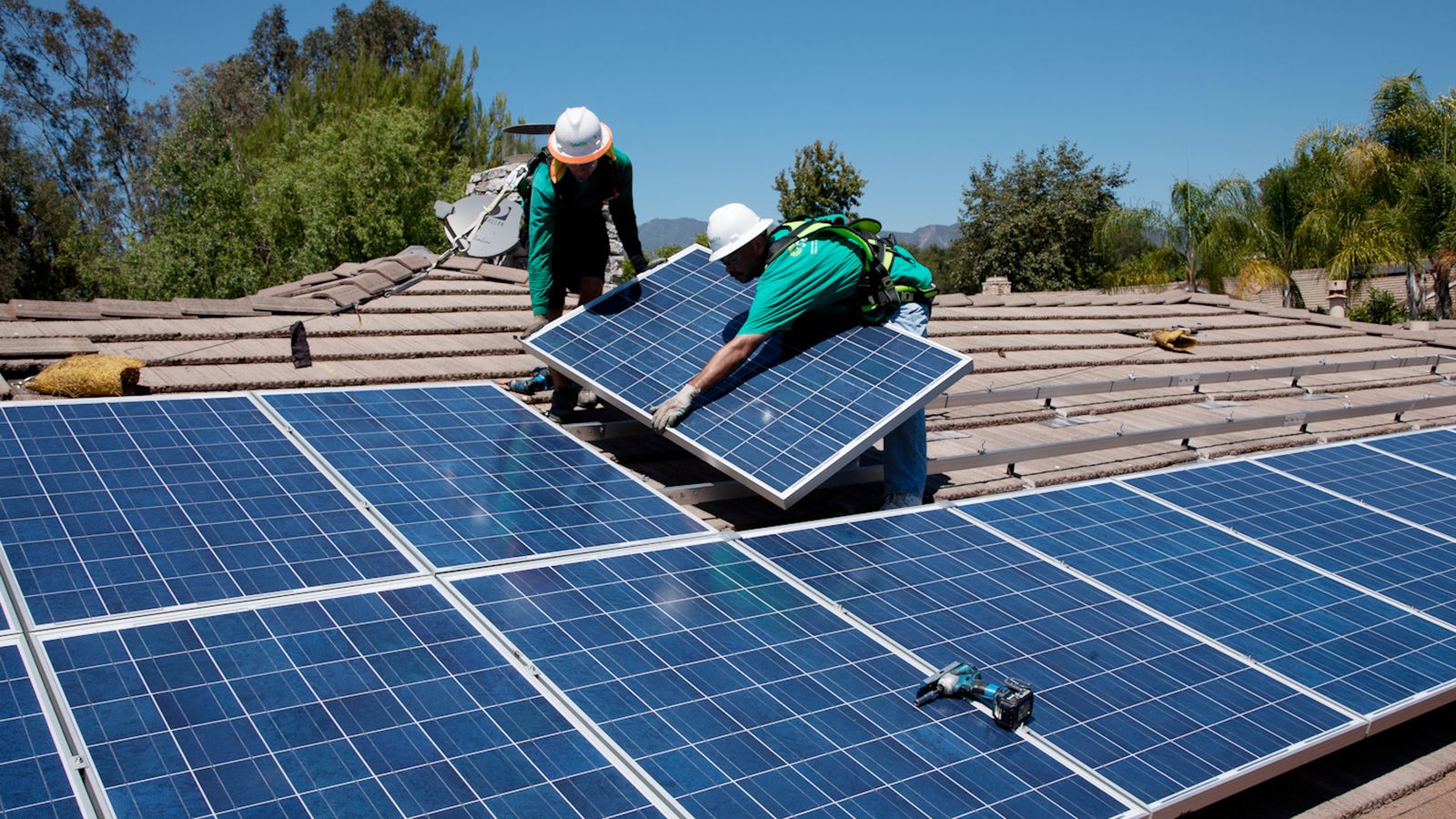 How To Save On Electricity With Solar Energy?