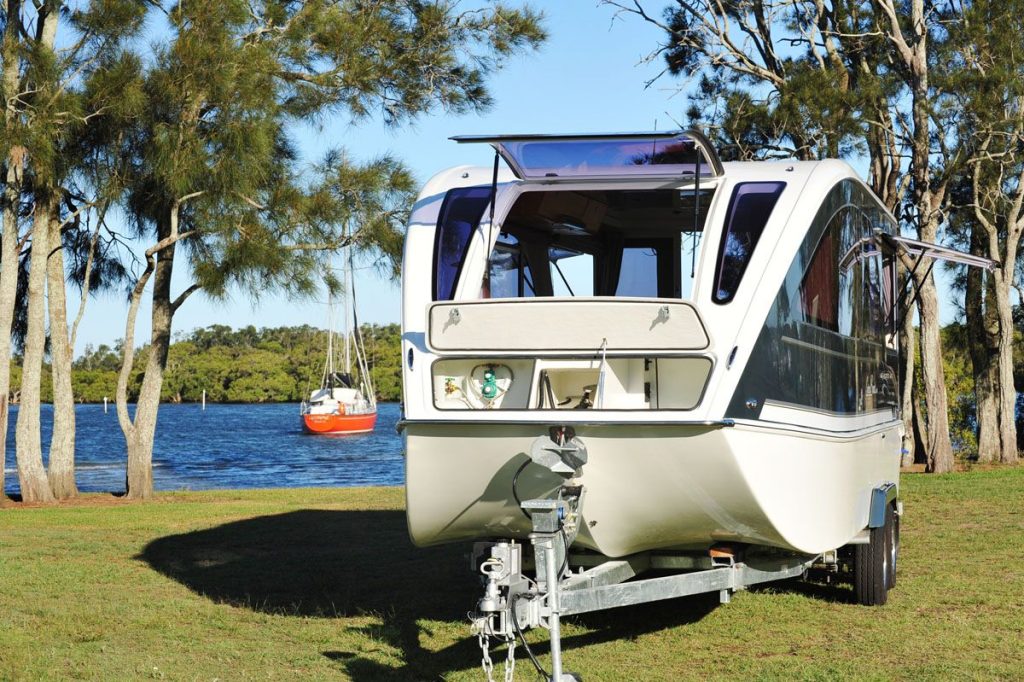 river dominator caravan